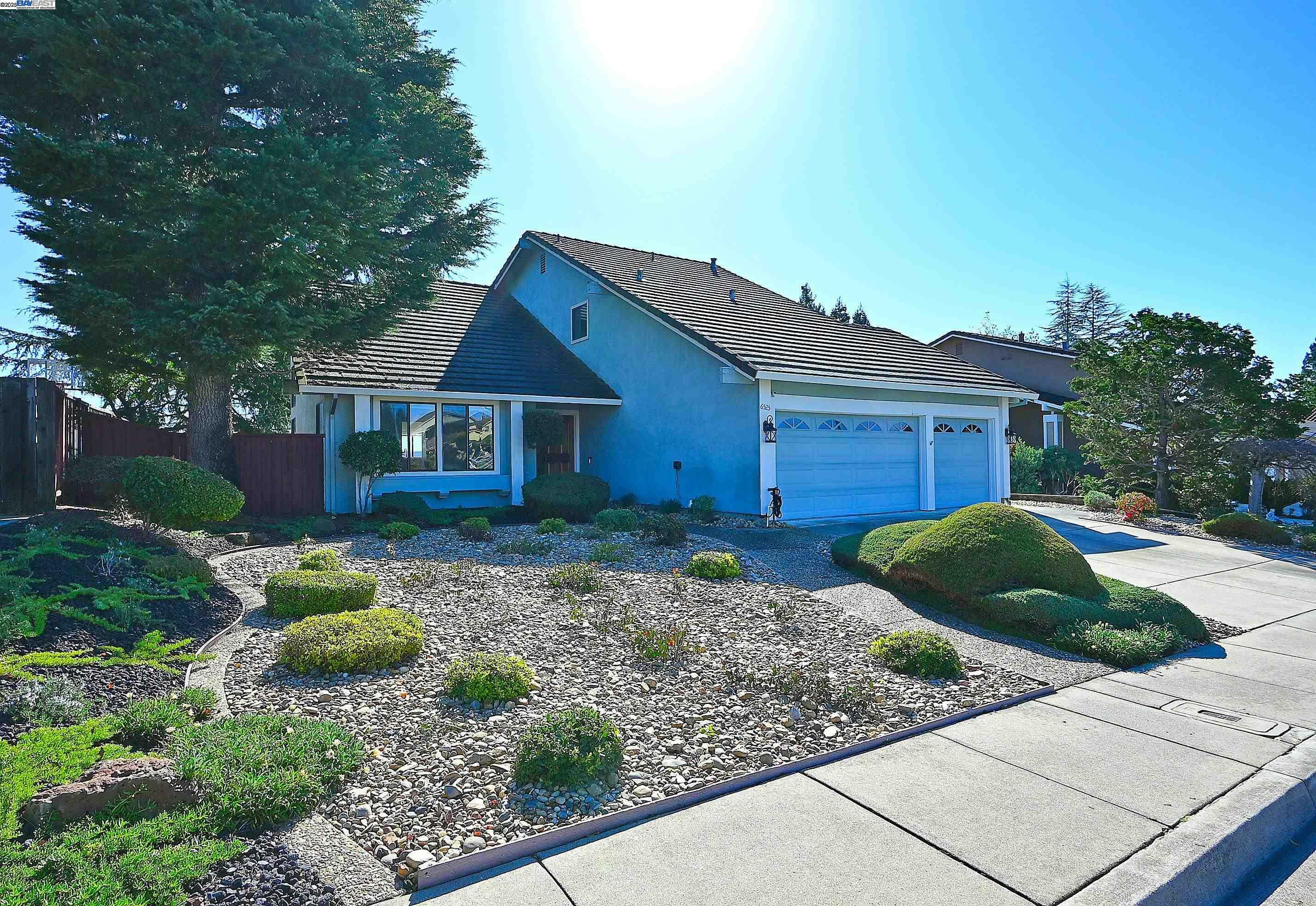 Property Photo:  6525 Bellhurst Ln  CA 94552 