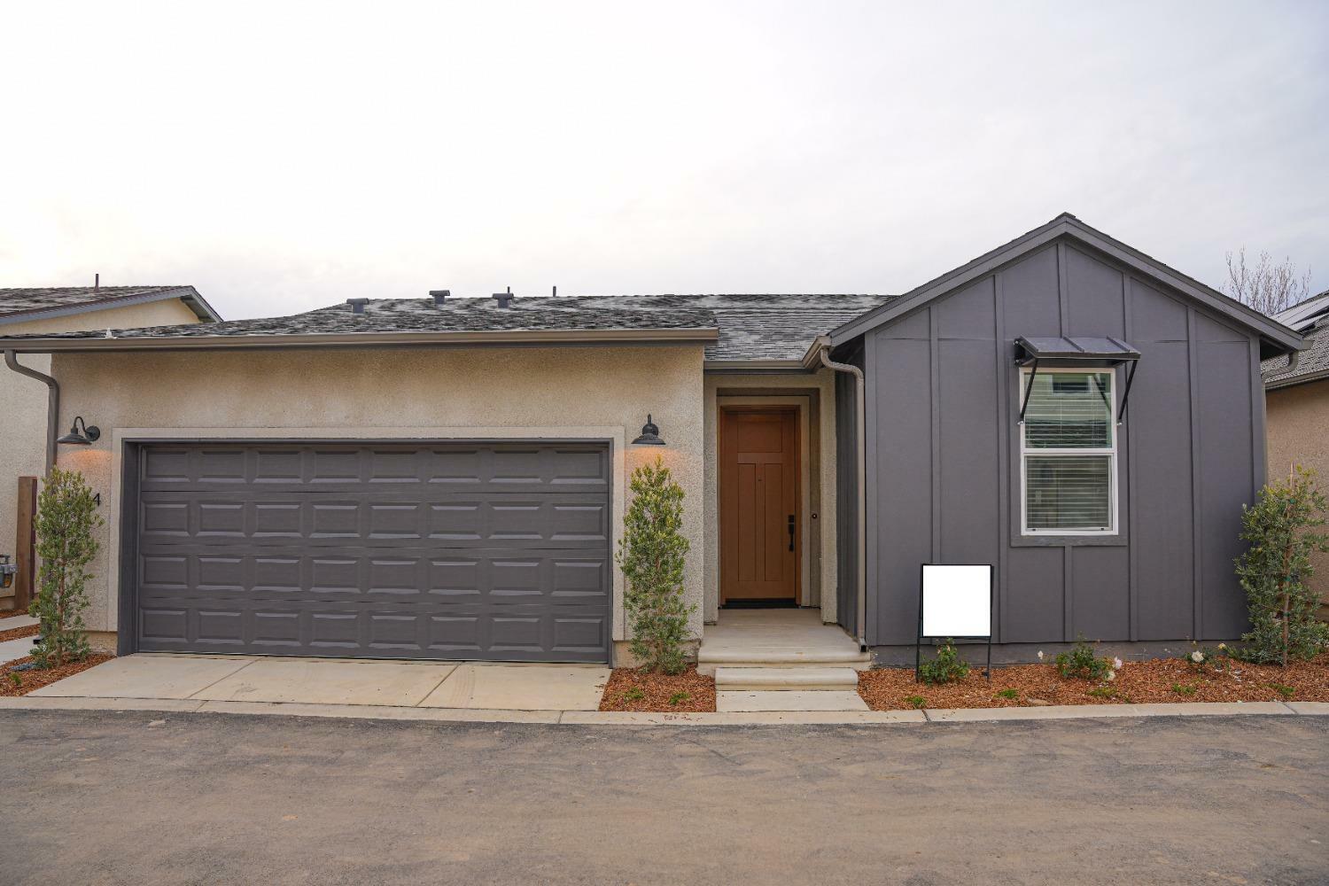 Property Photo:  4184 Taylor Lane  CA 93636 