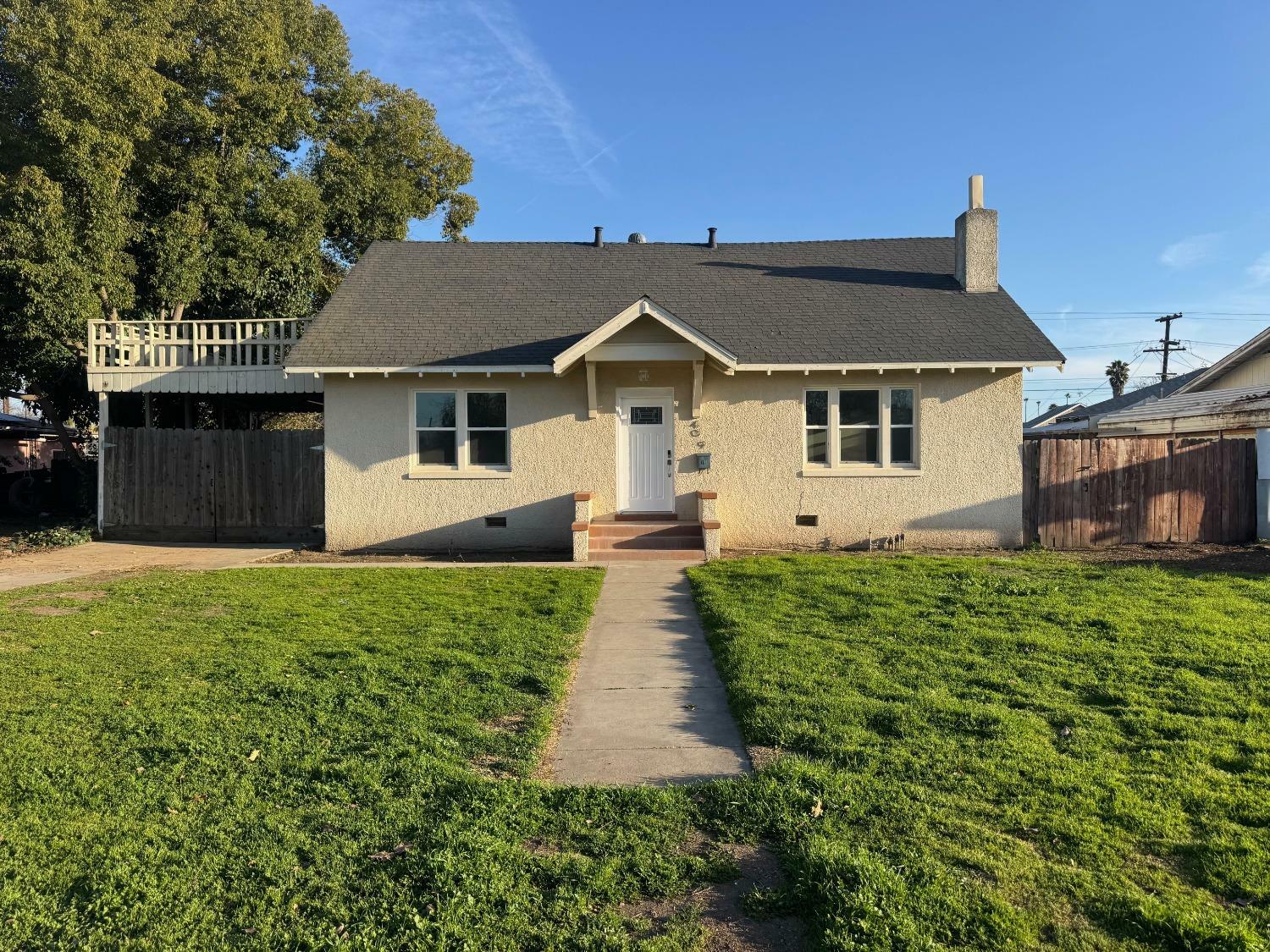 409 Lake Avenue  Chowchilla CA 93610 photo