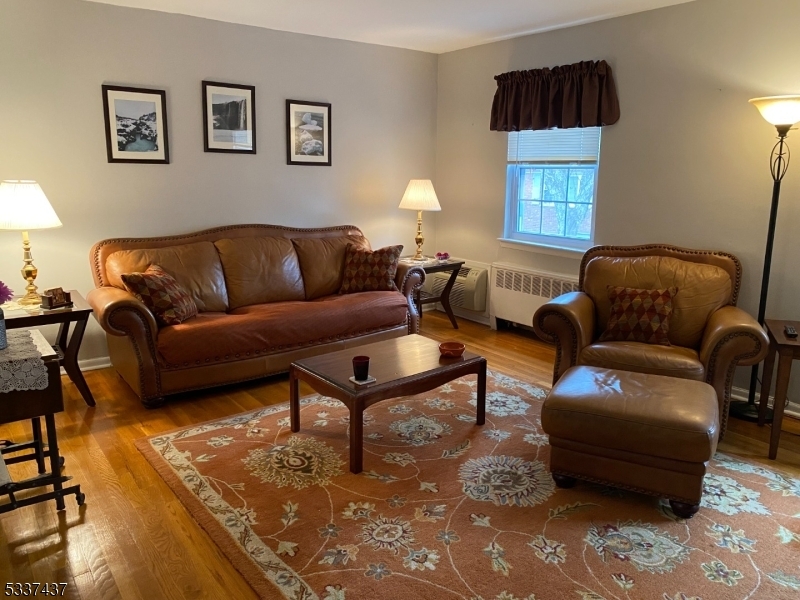 Property Photo:  30 Wedgewood Dr Unit 46  NJ 07044 