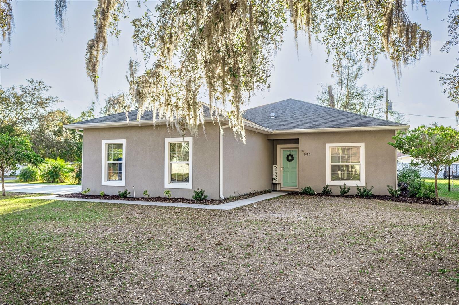 Property Photo:  1495 Davis Avenue  FL 33830 