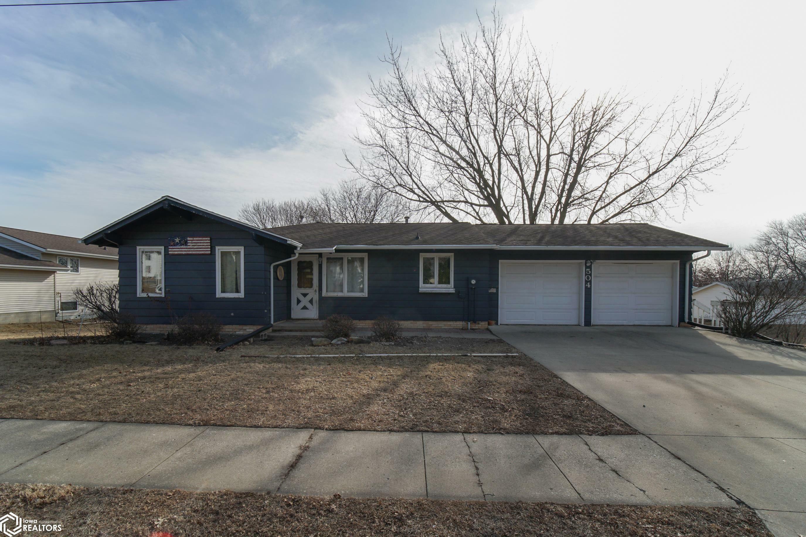 Property Photo:  504 M Avenue  IA 50638 