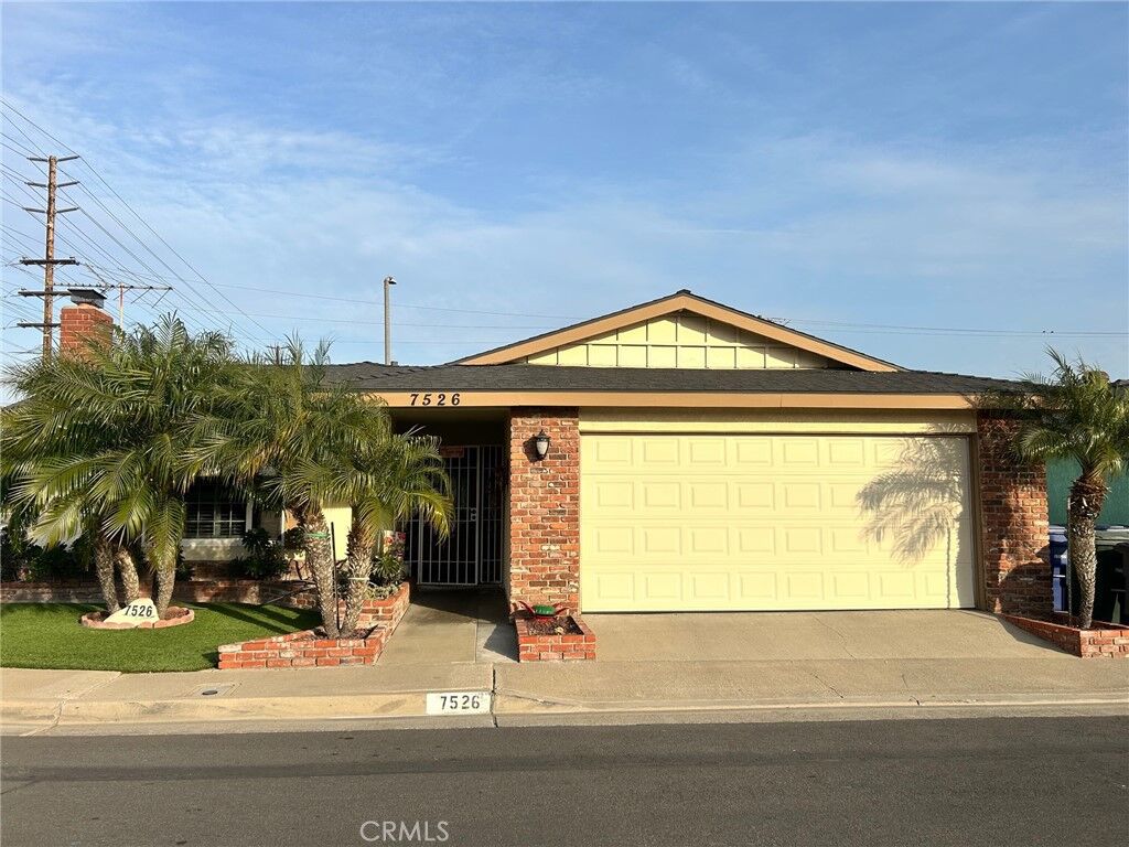 Property Photo:  7526 El Morro Way  CA 90620 