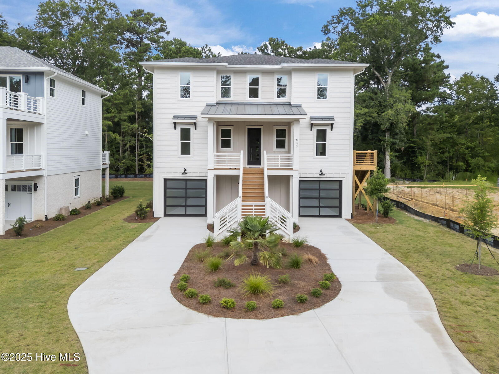 Property Photo: 633 Vale Drive NC 28411