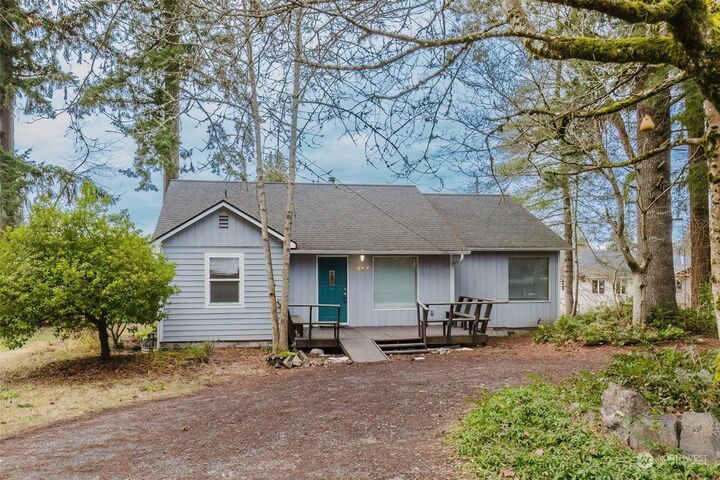 Property Photo:  4867  Bunker Street NW  WA 98311 