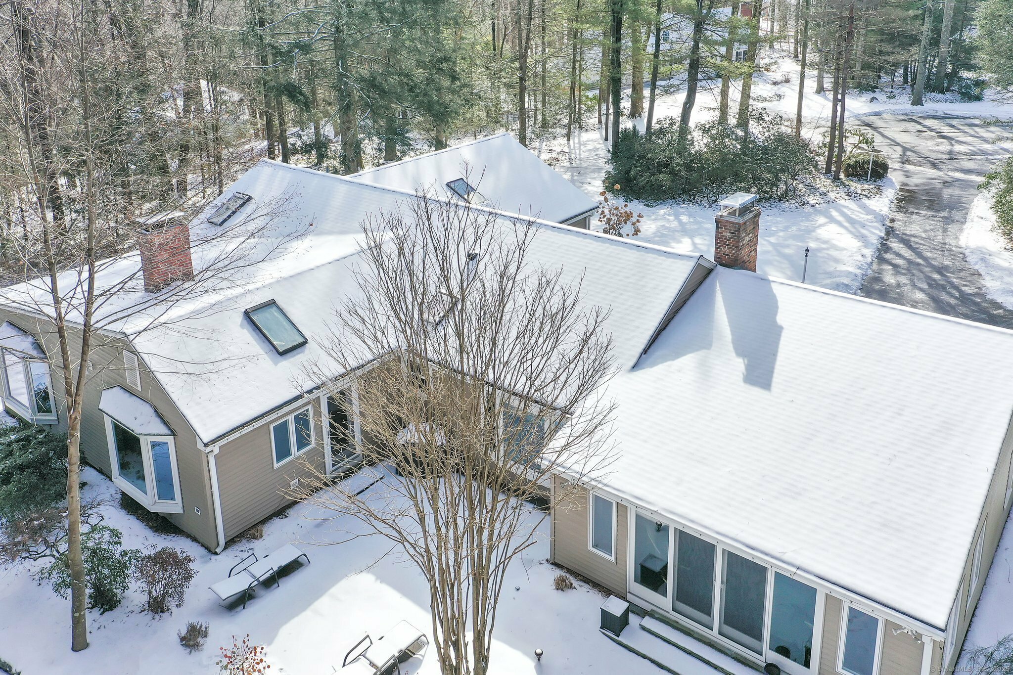 Property Photo:  34 Candlewood Lane  CT 06001 