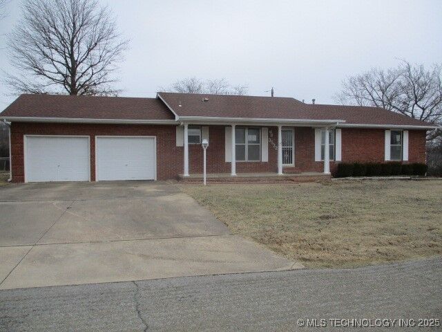 Property Photo:  3522 Jefferson Street  OK 74403 