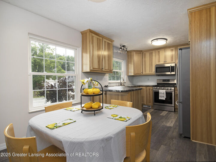 Property Photo:  1008 Touraine Avenue  MI 48823 