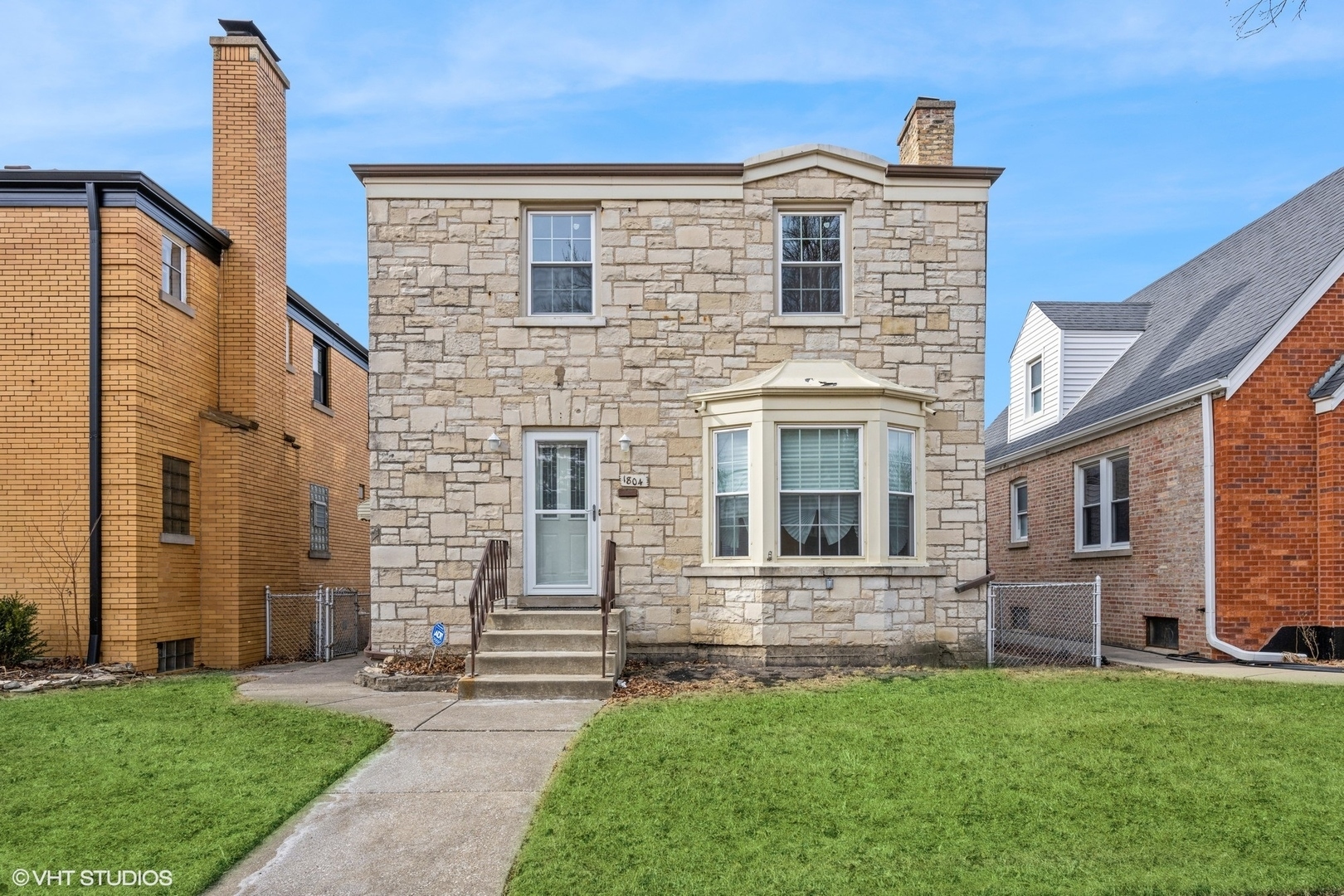 Property Photo:  1804 N Natoma Avenue  IL 60707 