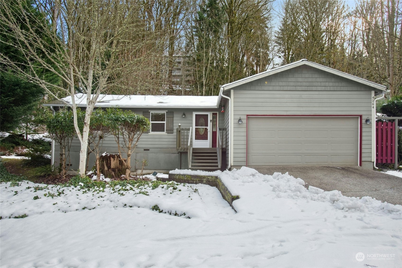 Property Photo:  4264  152nd Avenue SE  WA 98006 