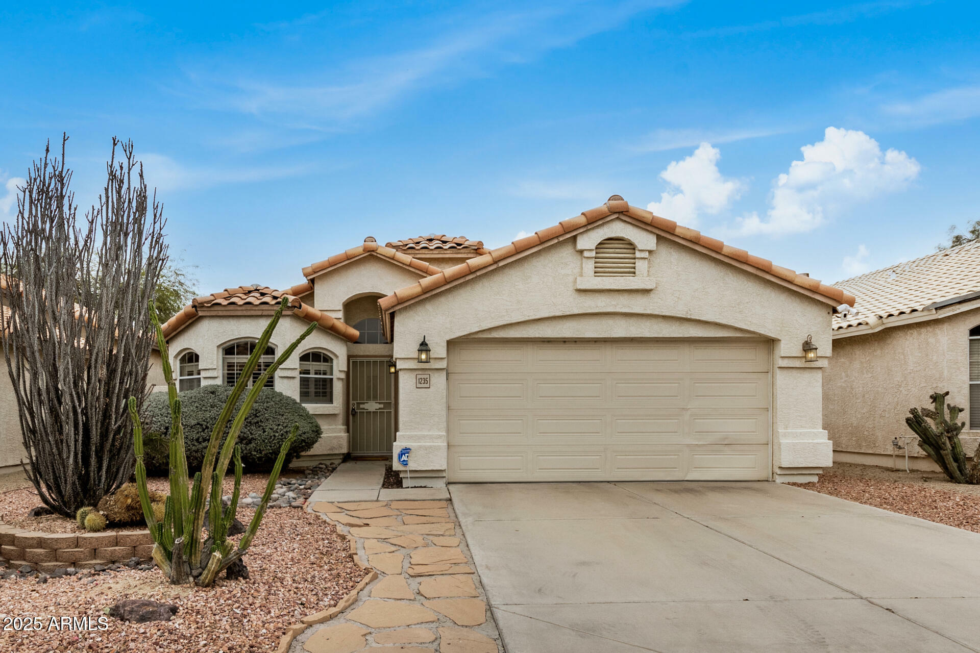 Property Photo:  1235 W Jeanine Drive  AZ 85284 