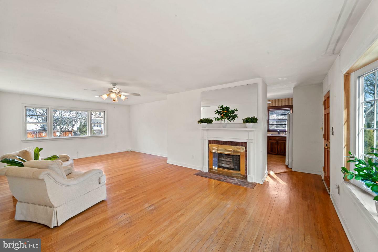 Property Photo:  32 Spruce Street  NJ 08542 