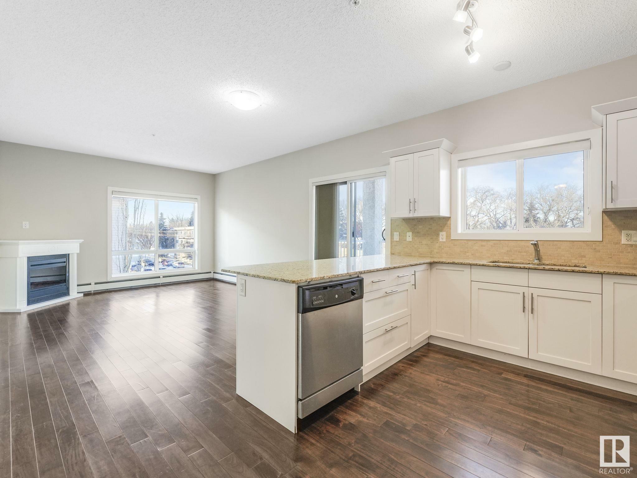 10524 77 Avenue NW 304  Edmonton AB T6E 1N1 photo
