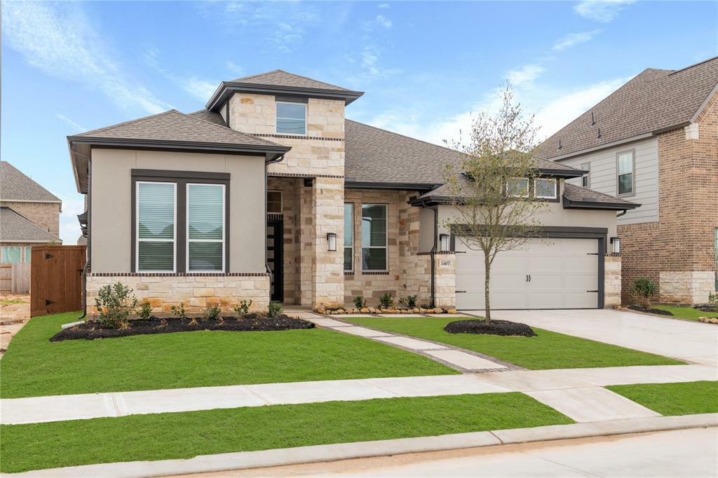 Property Photo:  326 Blue River Trail  TX 77471 