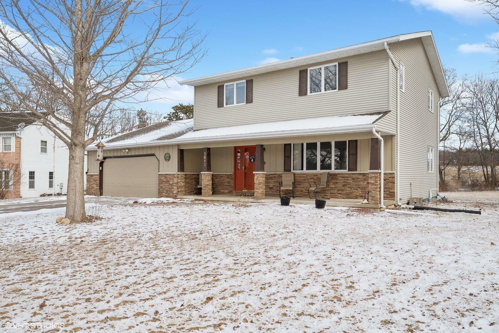 Property Photo:  1412 Round Horn Street  IA 50677 