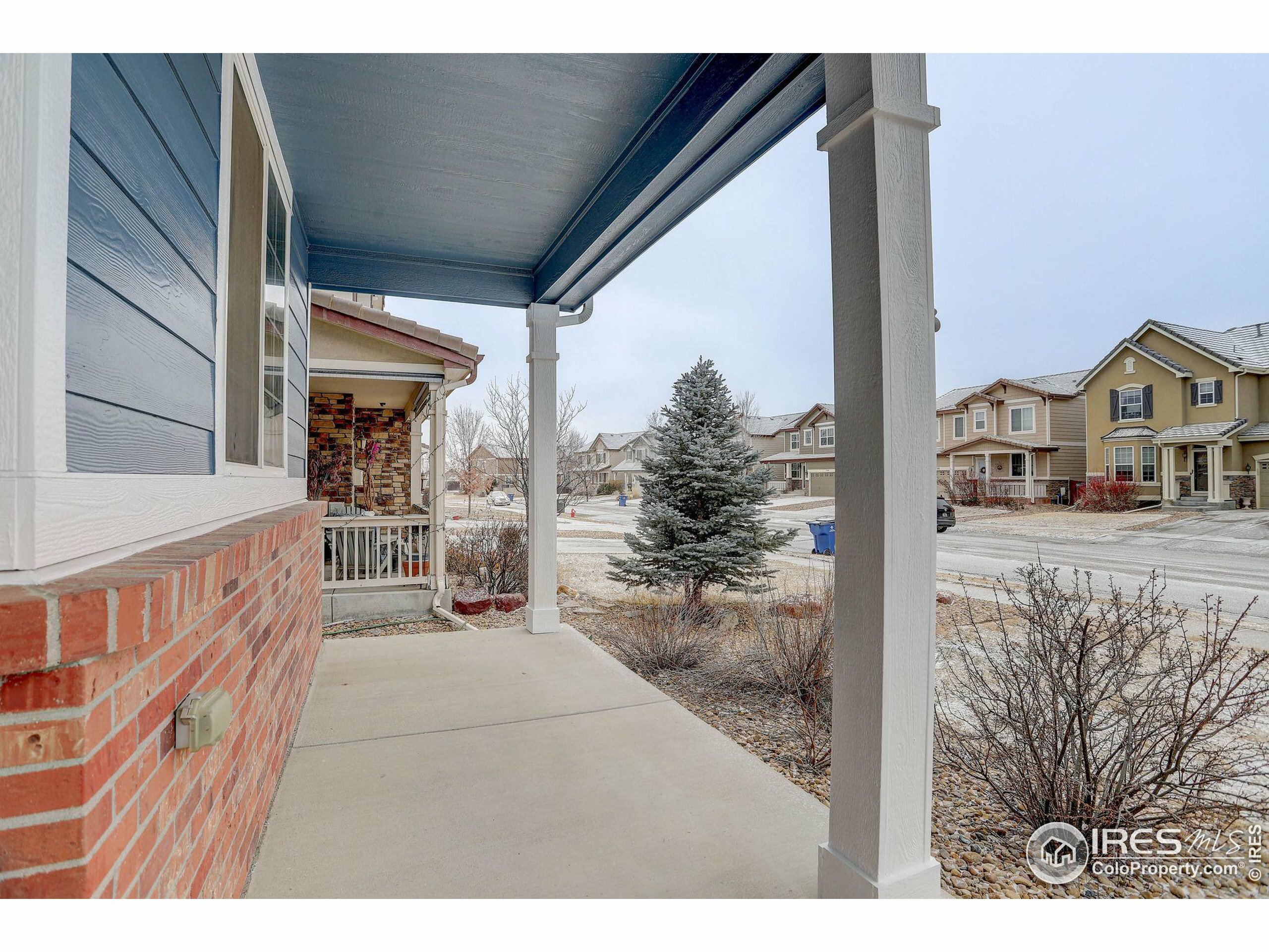 Property Photo:  739 Graham Cir  CO 80516 