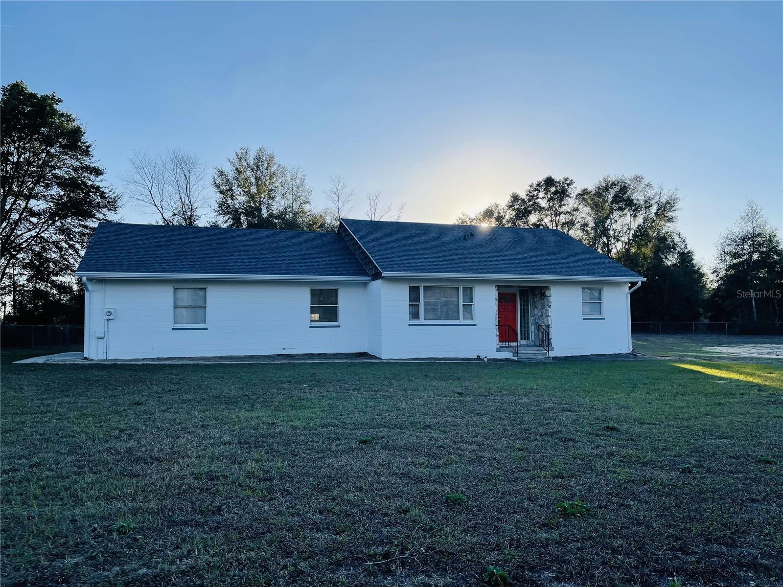 Property Photo: 15040 SW 29th Street FL 34481