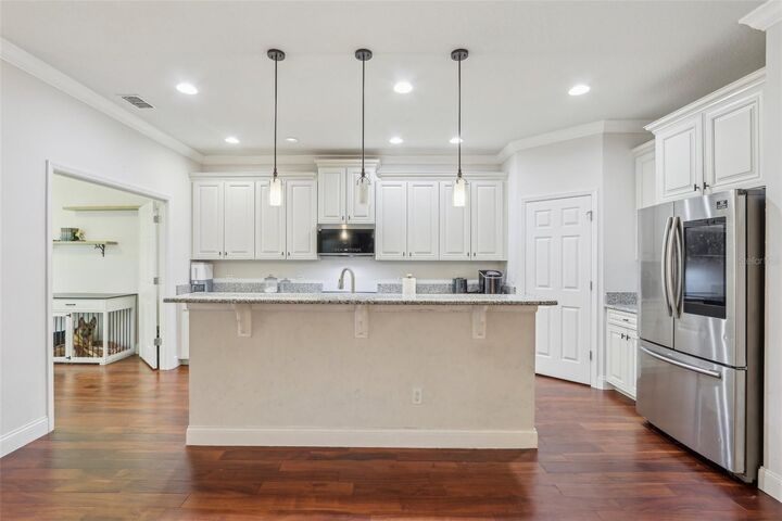 Property Photo: 583 Treehouse Street FL 32708