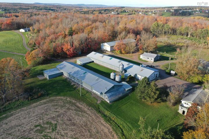 3653 Highway 316 — photo 1