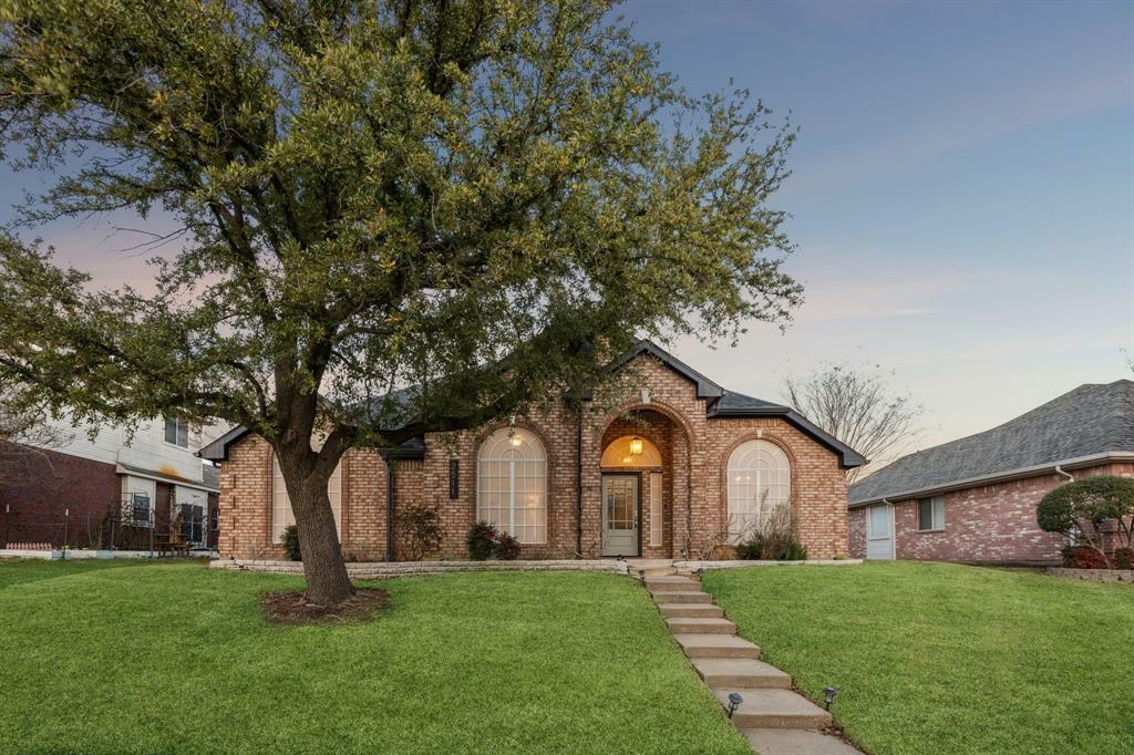 Property Photo: 2511 Ridgeview Drive TX 75048