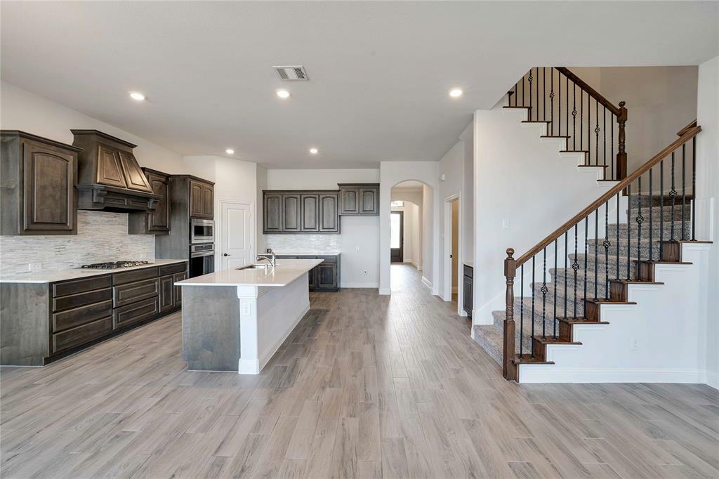 Property Photo: 10804 Brownwood Place TX 75071