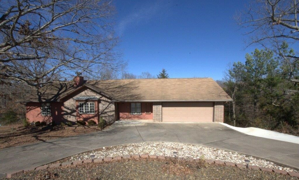 Property Photo:  26 Dunedin Drive  AR 72715 