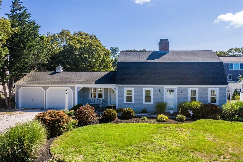 Property Photo:  168 Pawkannawkut Drive  MA 02664 