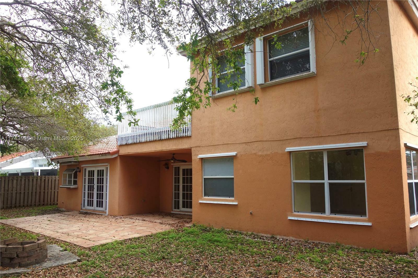 Property Photo:  13051 SW 17th Ct  FL 33027 