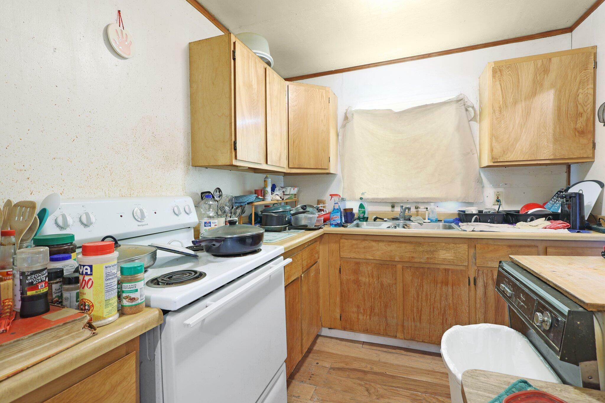 Property Photo:  1821 Willis Street  CA 96001 