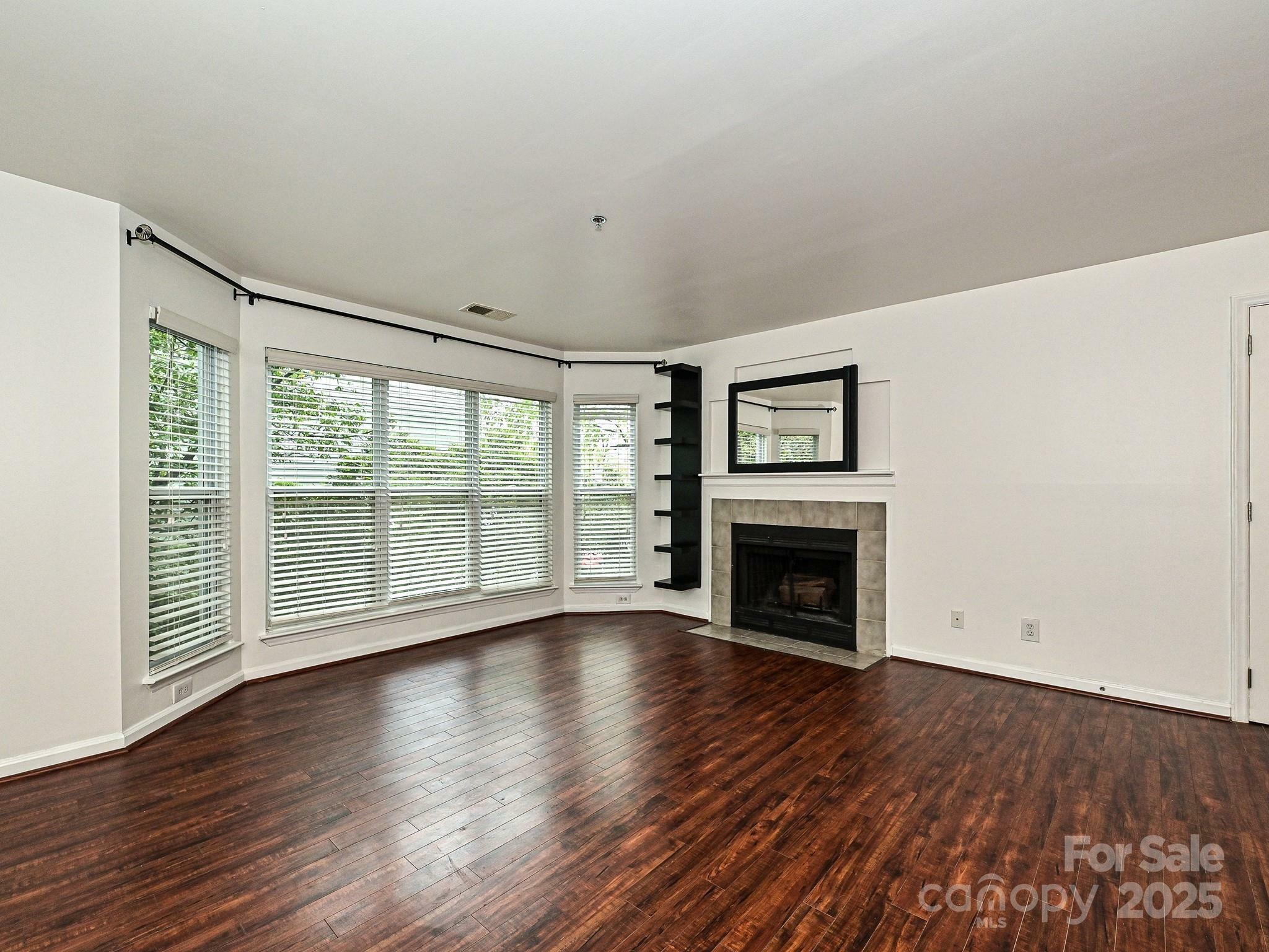 Property Photo: 521 N Graham Street 2B NC 28202