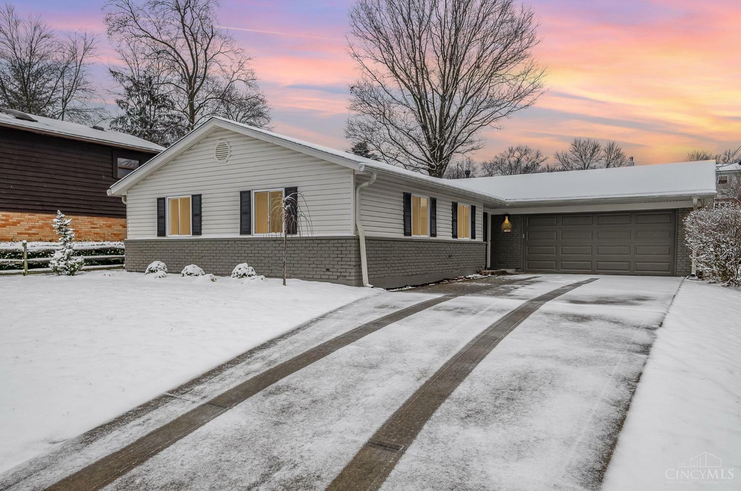 Property Photo: 7081 Baribill Place OH 45230