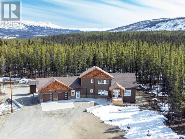 Property Photo: 216 Old Alaska Hwy YT Y1A 5S8