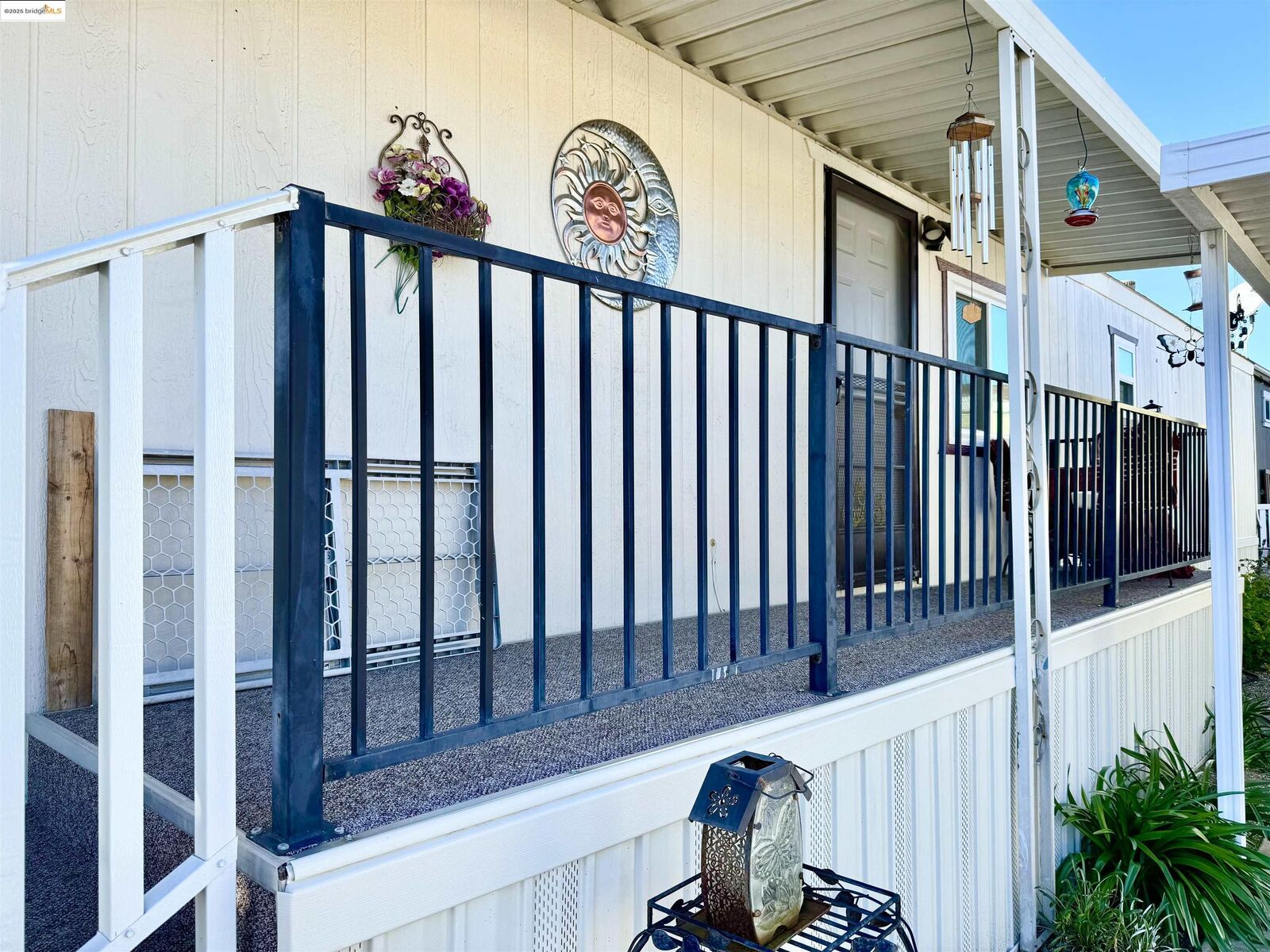 Property Photo: 44 Cayuga CA 94561