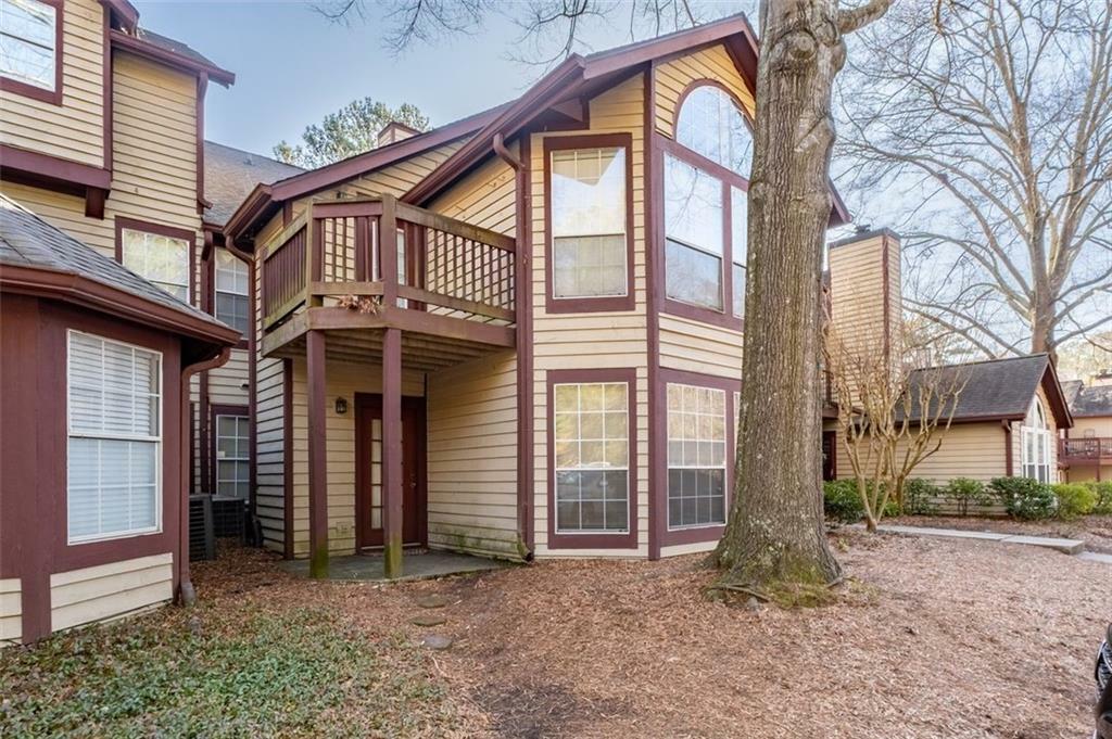 Property Photo:  306 Hawkstone Way  GA 30022 