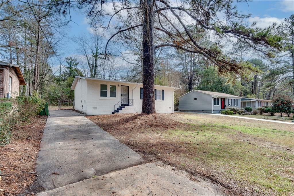 Property Photo:  895 Mercury Drive NW  GA 30331 