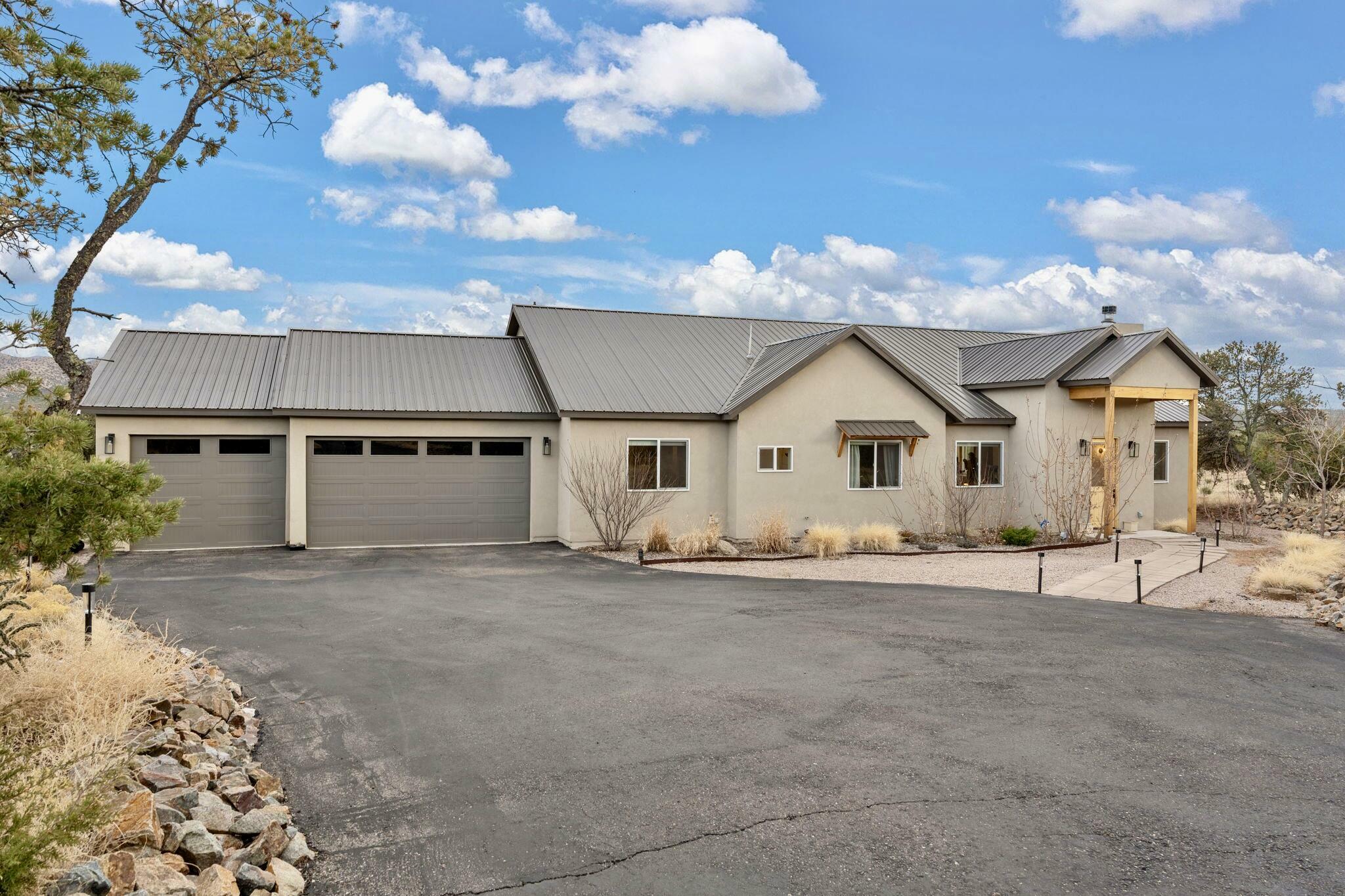 Property Photo: 124 Paa Ko Drive NM 87047
