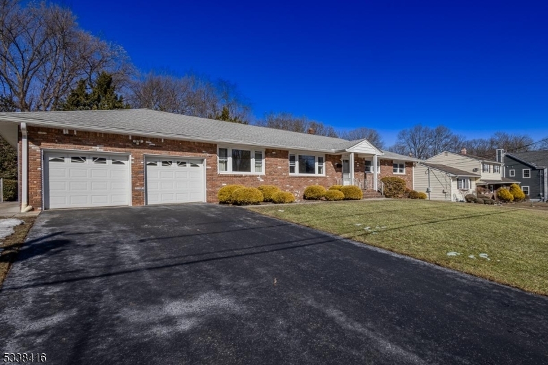 Property Photo:  1586 Brookside Rd  NJ 07092 