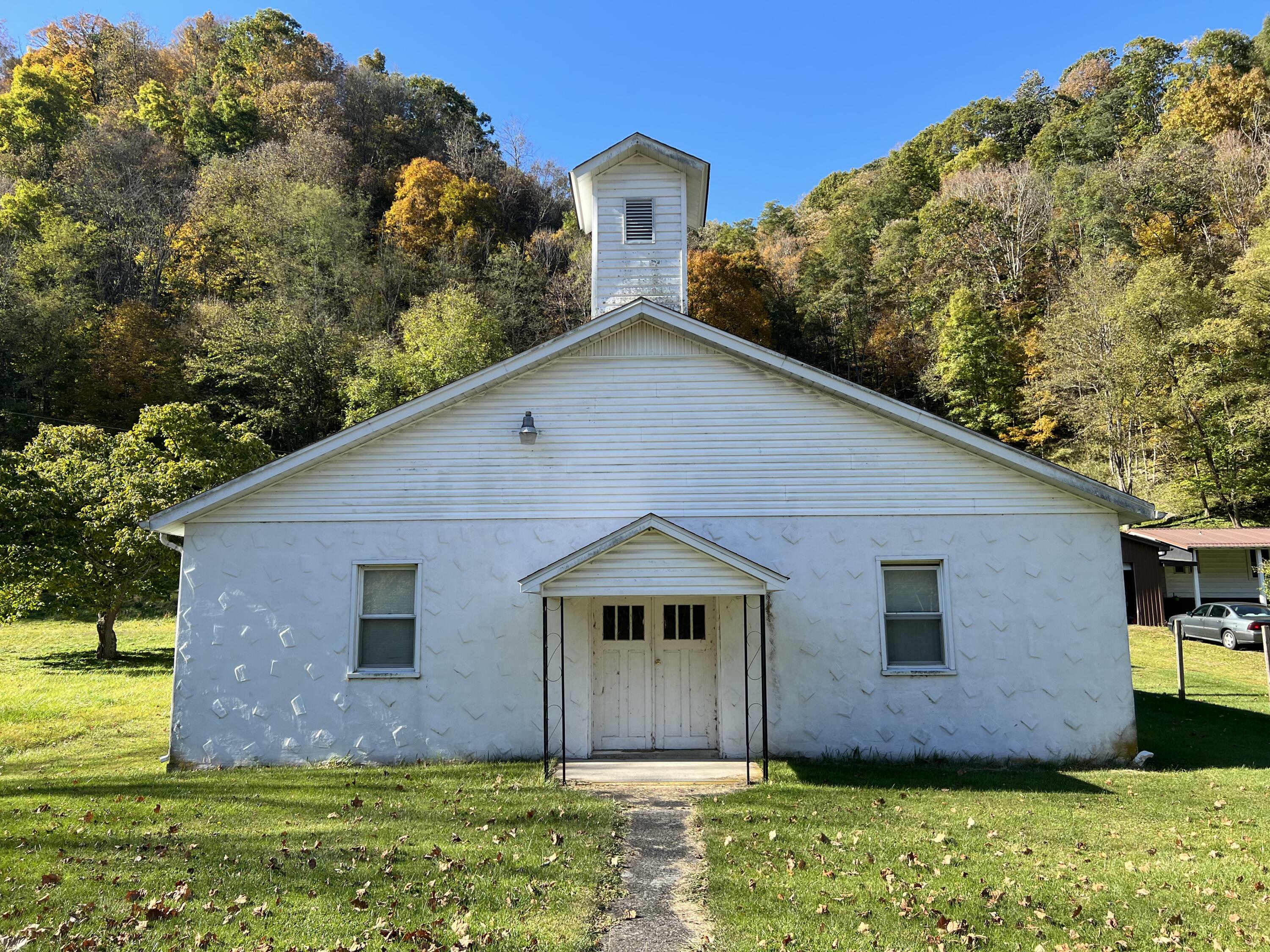 Property Photo:  3218 Stamping Creek Rd.,  WV 24946 