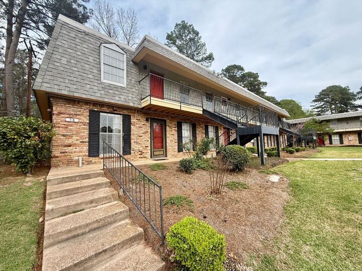 Property Photo:  1600 N 7th Street #5  TX 75601 