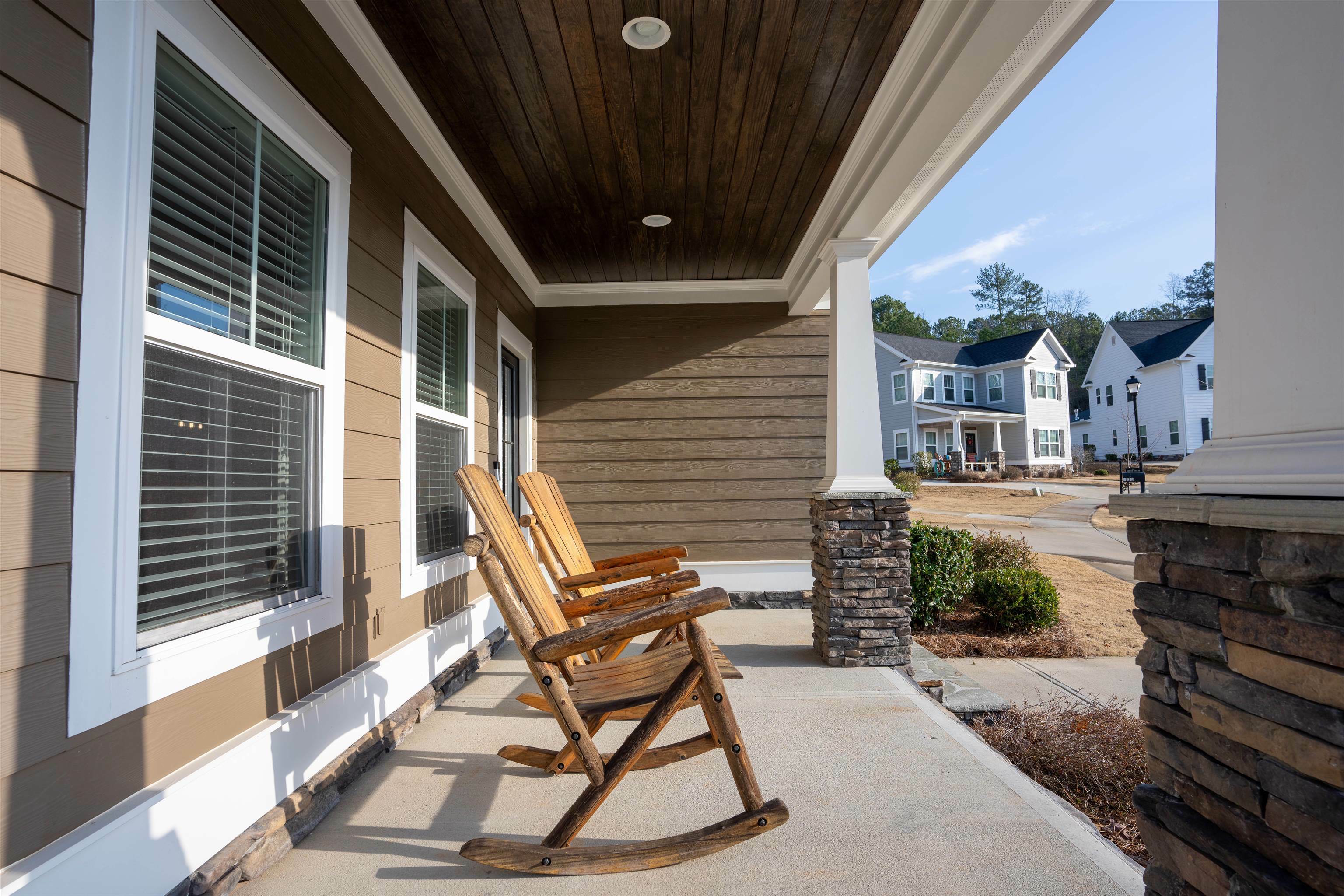 Property Photo:  1231 Carriage Ridge Drive  GA 30642-5494 