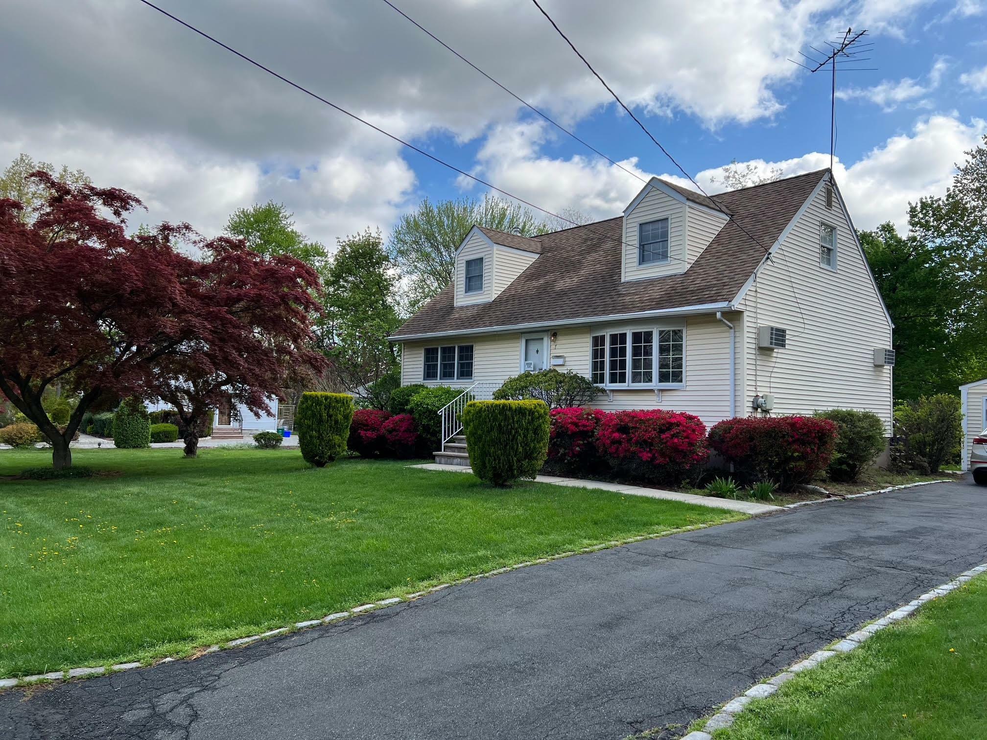 Property Photo:  7 Homestead Lane  NY 10956 