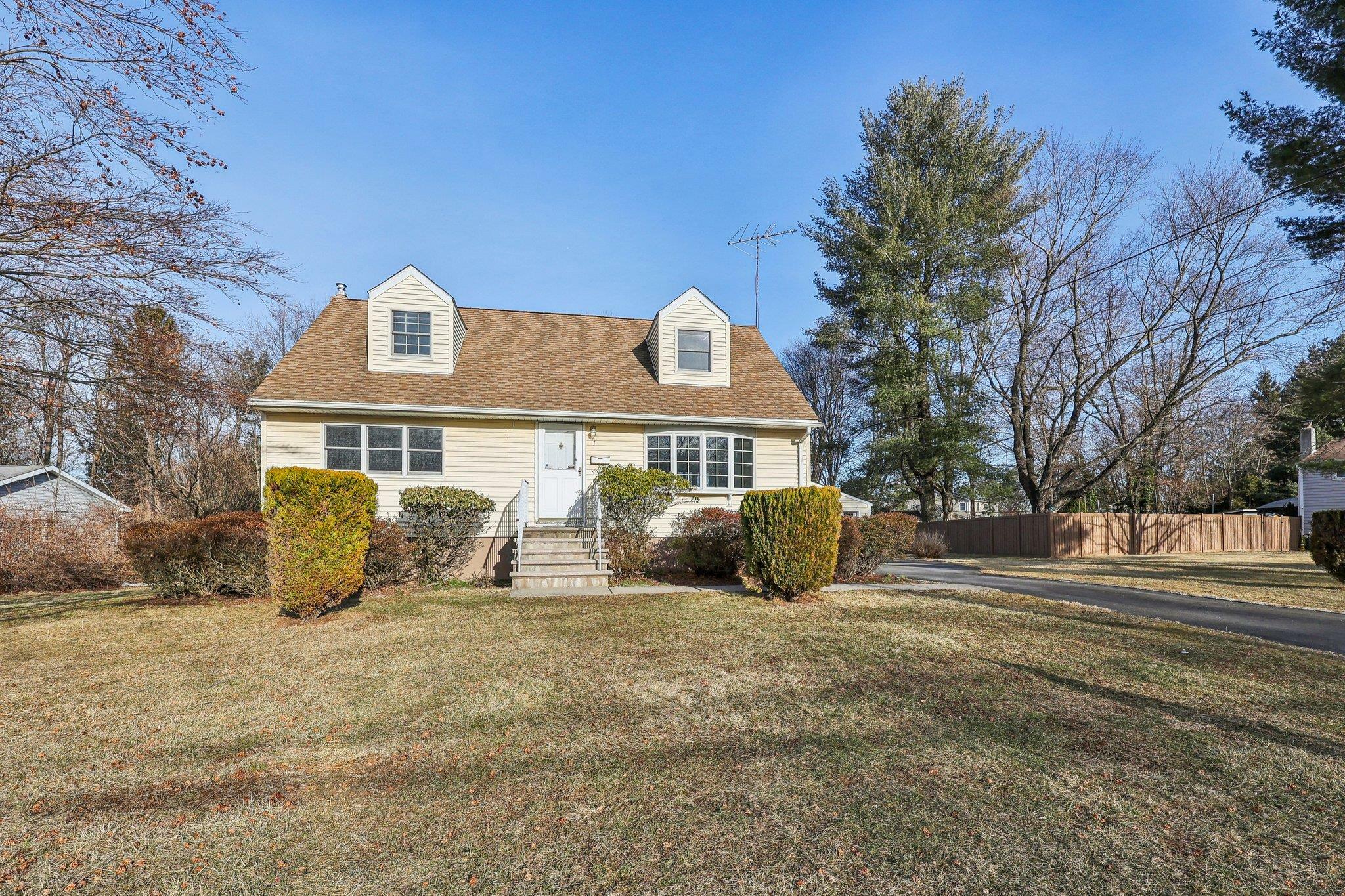 Property Photo:  7 Homestead Lane  NY 10956 