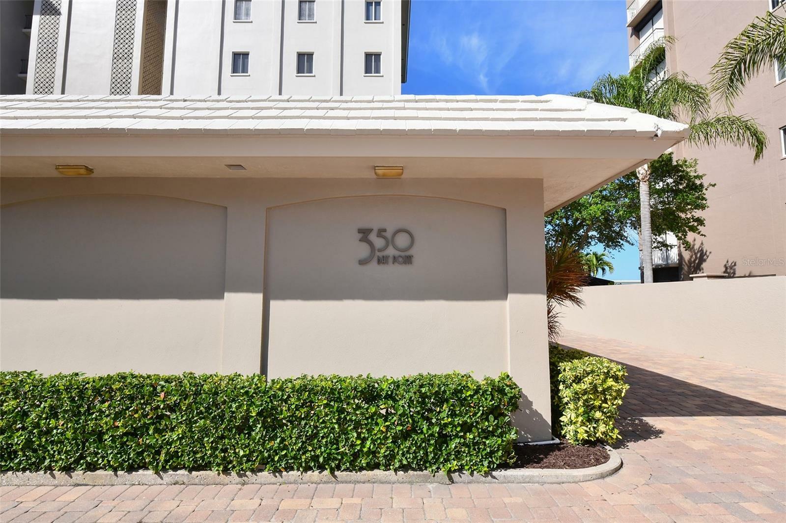 Property Photo:  350 Golden Gate Point 11  FL 34236 