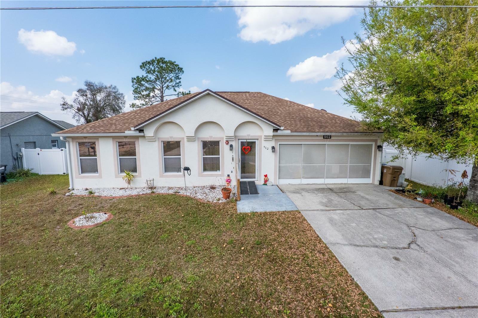 Property Photo:  962 Nancy Court  FL 34759 