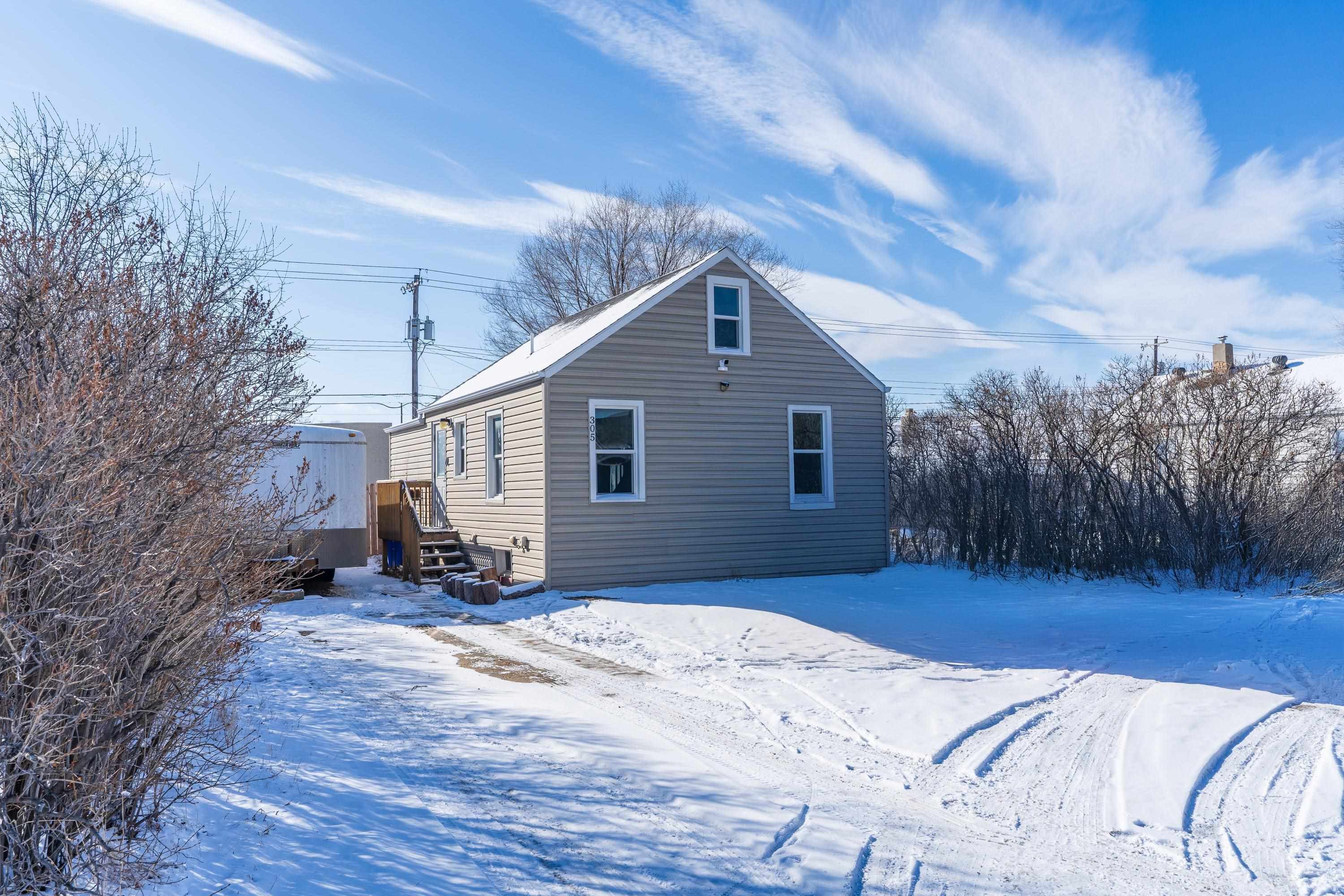 Property Photo:  305 E Watertown Street  SD 57701 