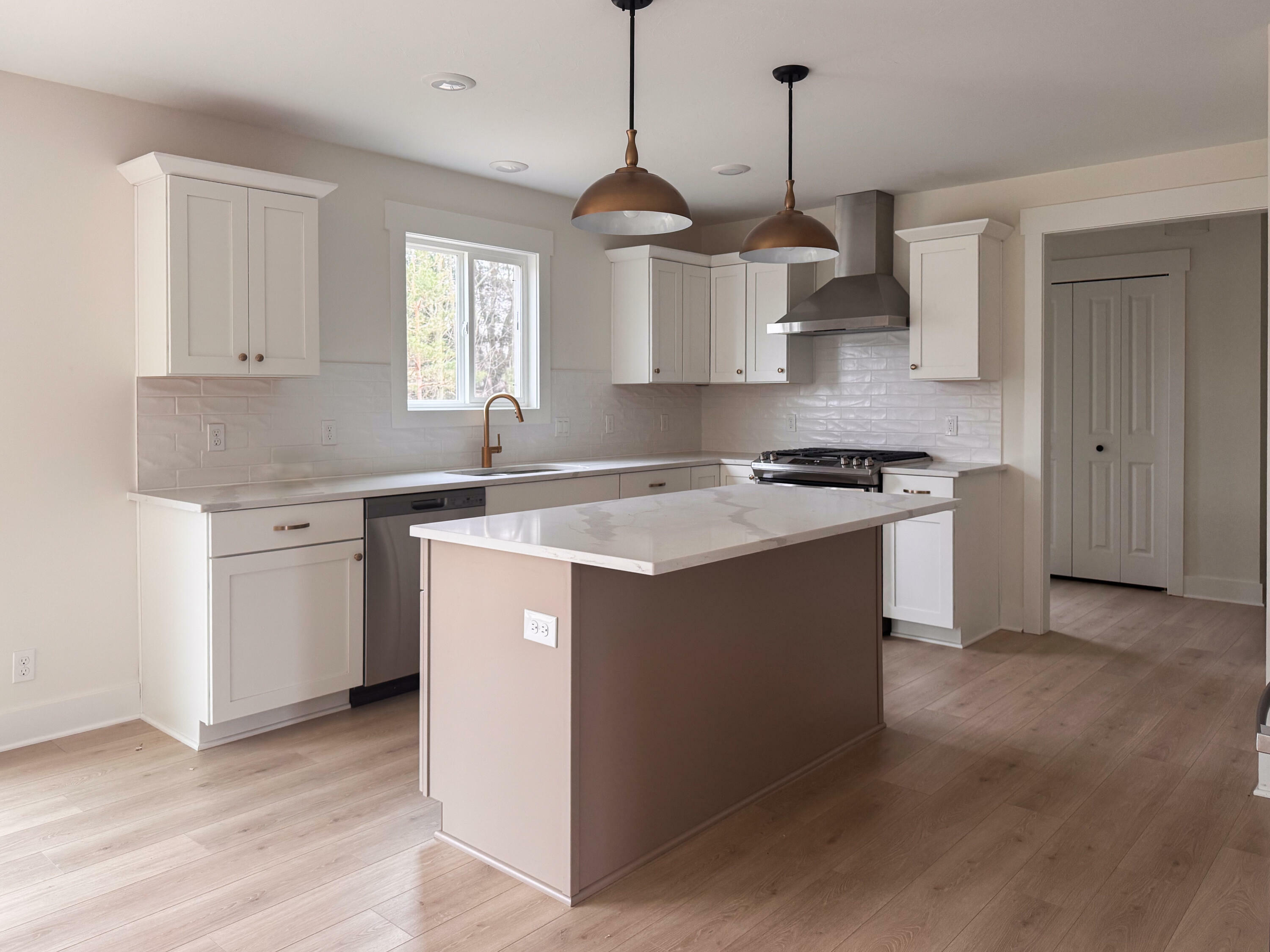 Property Photo: 3172 Timberpine Avenue MI 49424