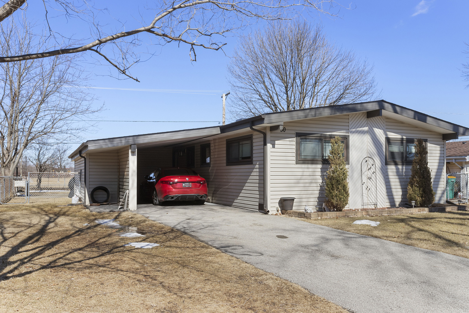 Property Photo:  50 W Jeffery Avenue  IL 60090 