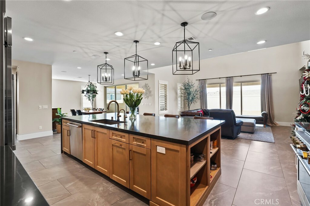Property Photo: 39767 Larkspur Terrace CA 92591