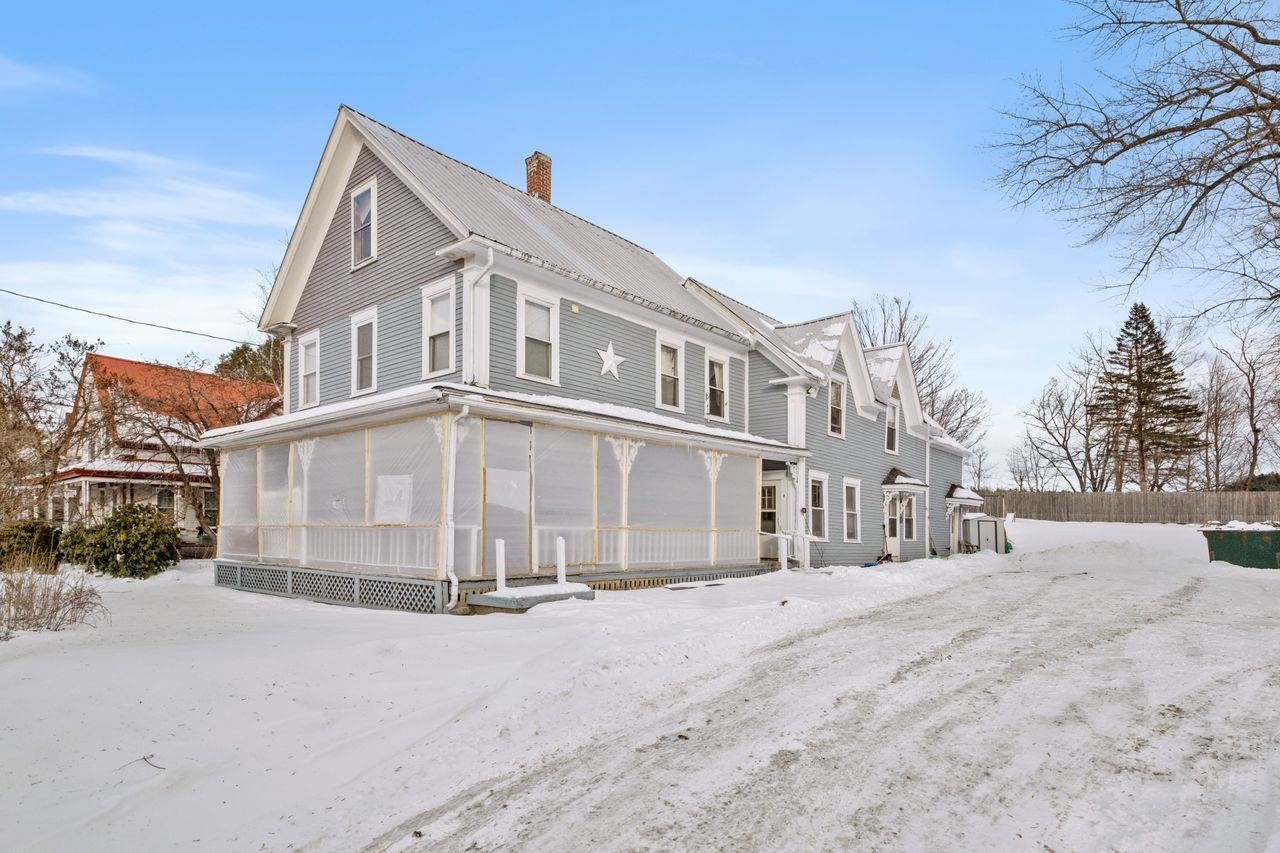 Property Photo:  8 Highland Street  NH 03785 