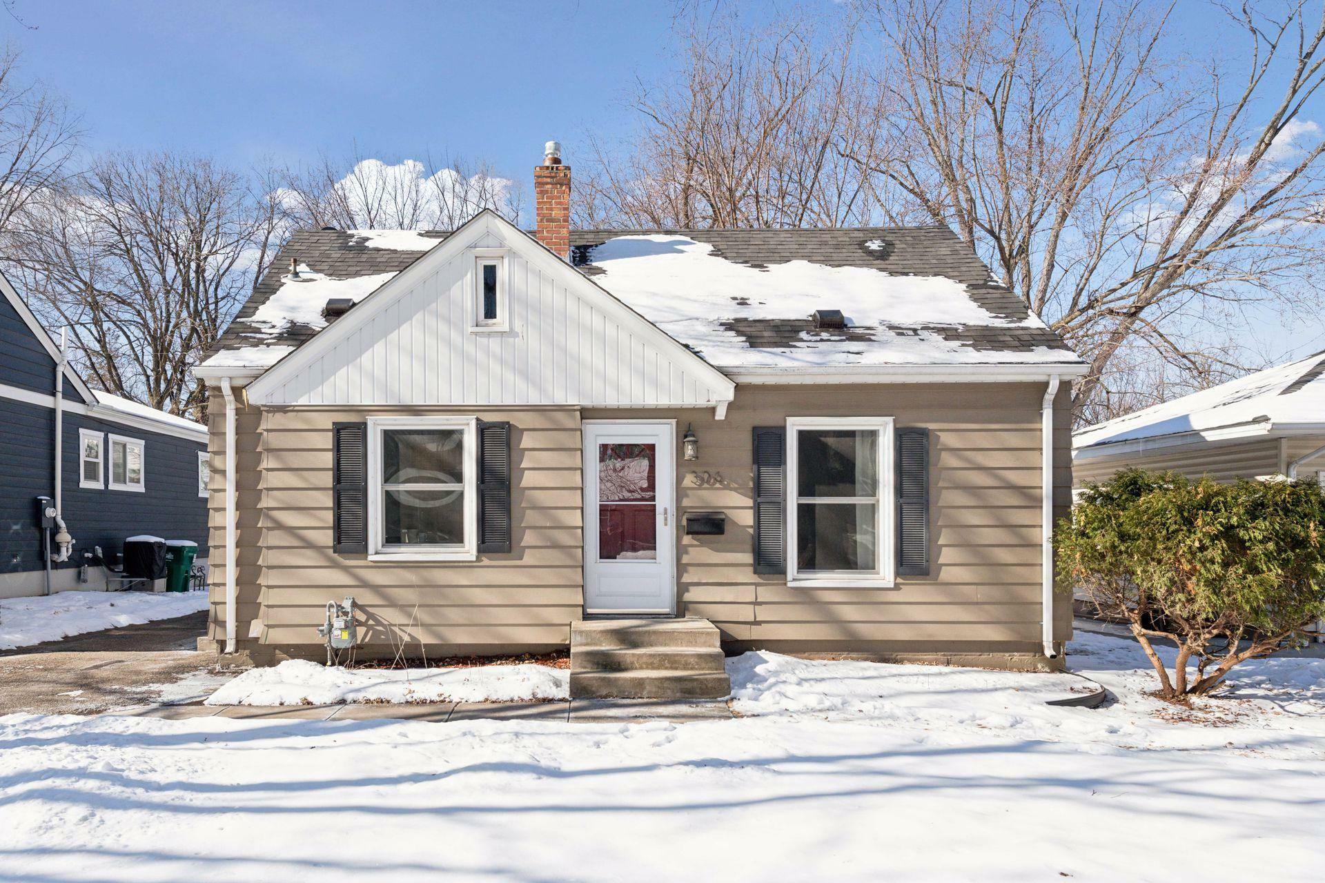 Property Photo:  306 Harrison Avenue S  MN 55343 